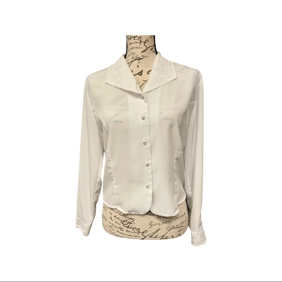 Vintage 90s Yves St. Claire White Lace Collared Button up Cropped Blouse Small - Picture 1 of 11